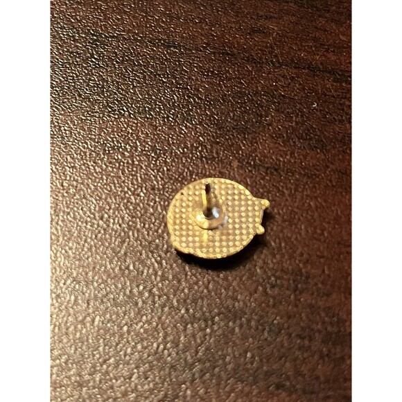 McDonald’s BOC Round Employee‎ Lapel Hat Pin - Picture 3 of 3